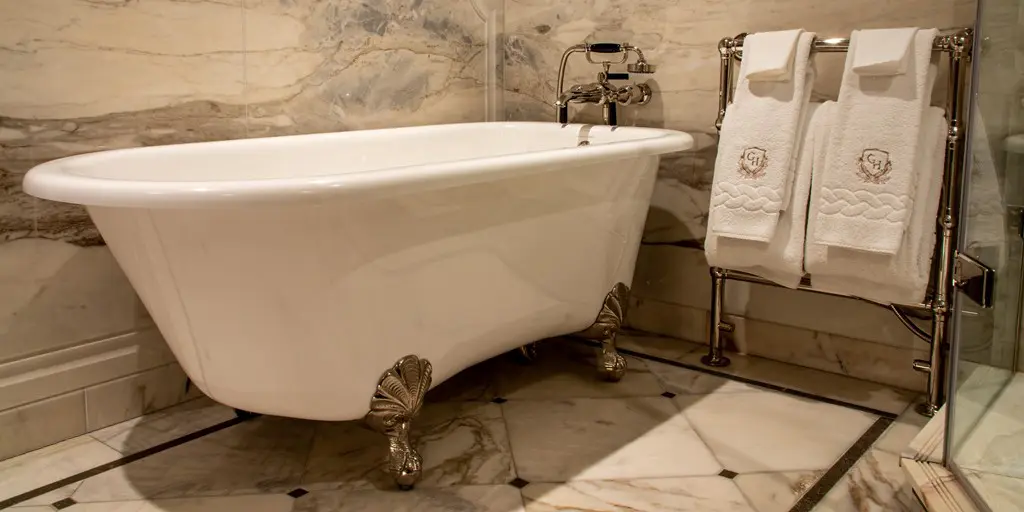Designing a Victorian Bathroom with 21st Century Comfort