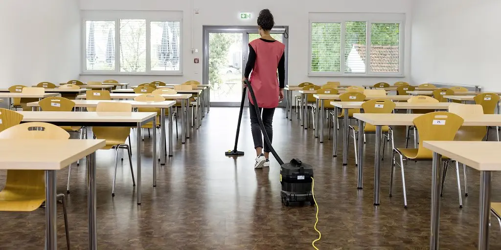 T_11_1_Classic_Hepa_Black_Edition_catering_app_01_CI20