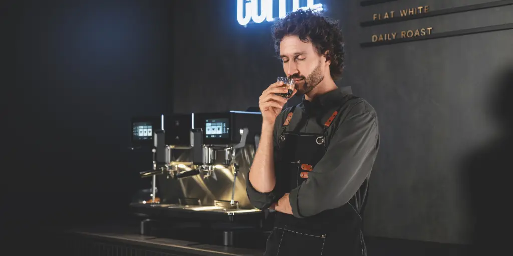 1024_512_WMF_Coffee_Machines_espresso_NEXT_Image_Benefit_Keyvisual_Barista_Coffee_Quality_01_en