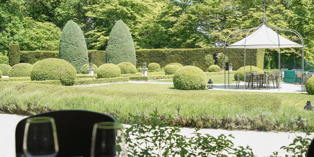 Image © Hostellerie de Levernois