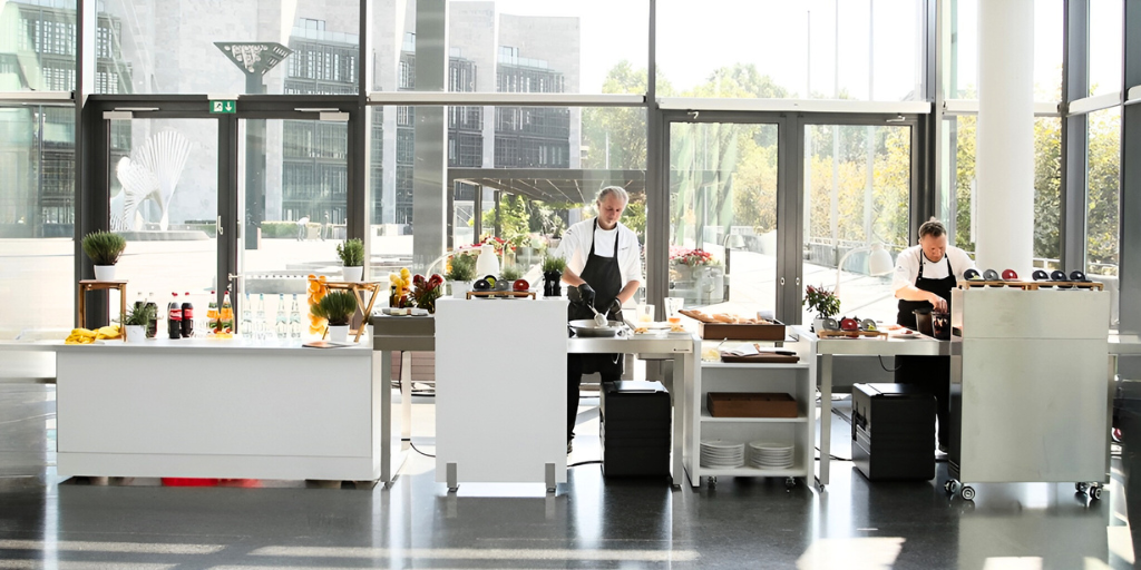 Real Connections: How livecookintable® Brings Hospitality Back to Life
