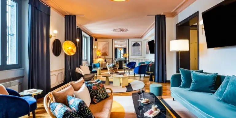 Handwritten Collection Opens Fiftieth Property