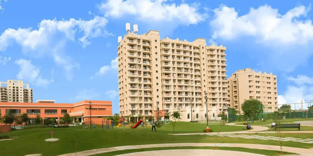 UHM Builds MENA Scale