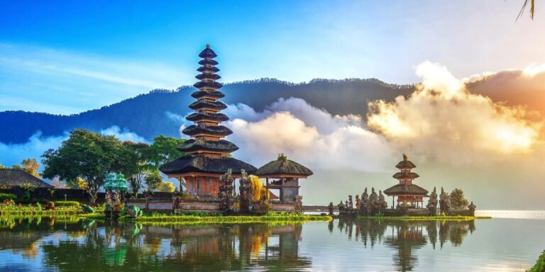 Indonesian tourism breaks records