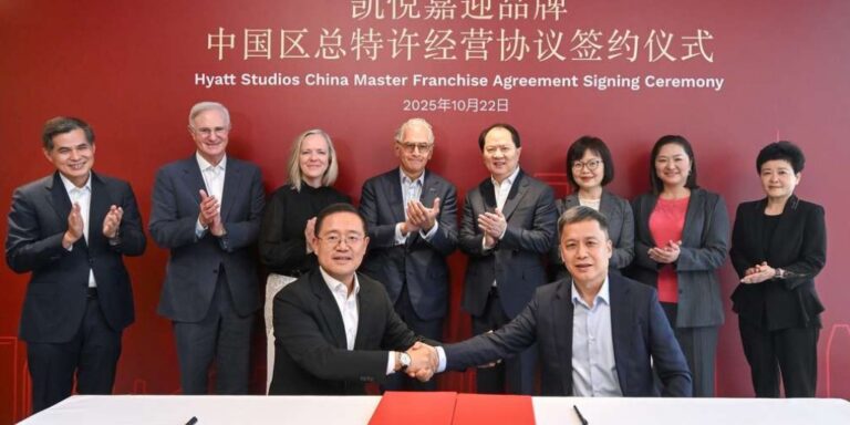 Hyatt extends China partnership