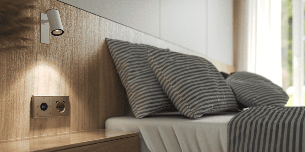 One control for the whole room: Zennio brings the Flat RGB 70 Display to hotels